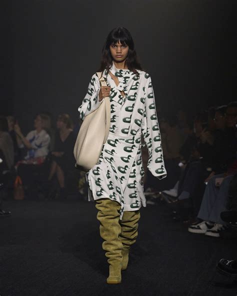 burberry aw23 review|Burberry Fall 2023 London Fashion Week Review: Daniel Lee’s .